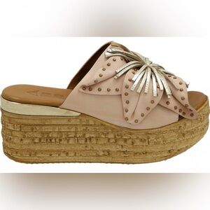 Women’s Spring Step Pink Fringe Slide Wedge Size 8/39